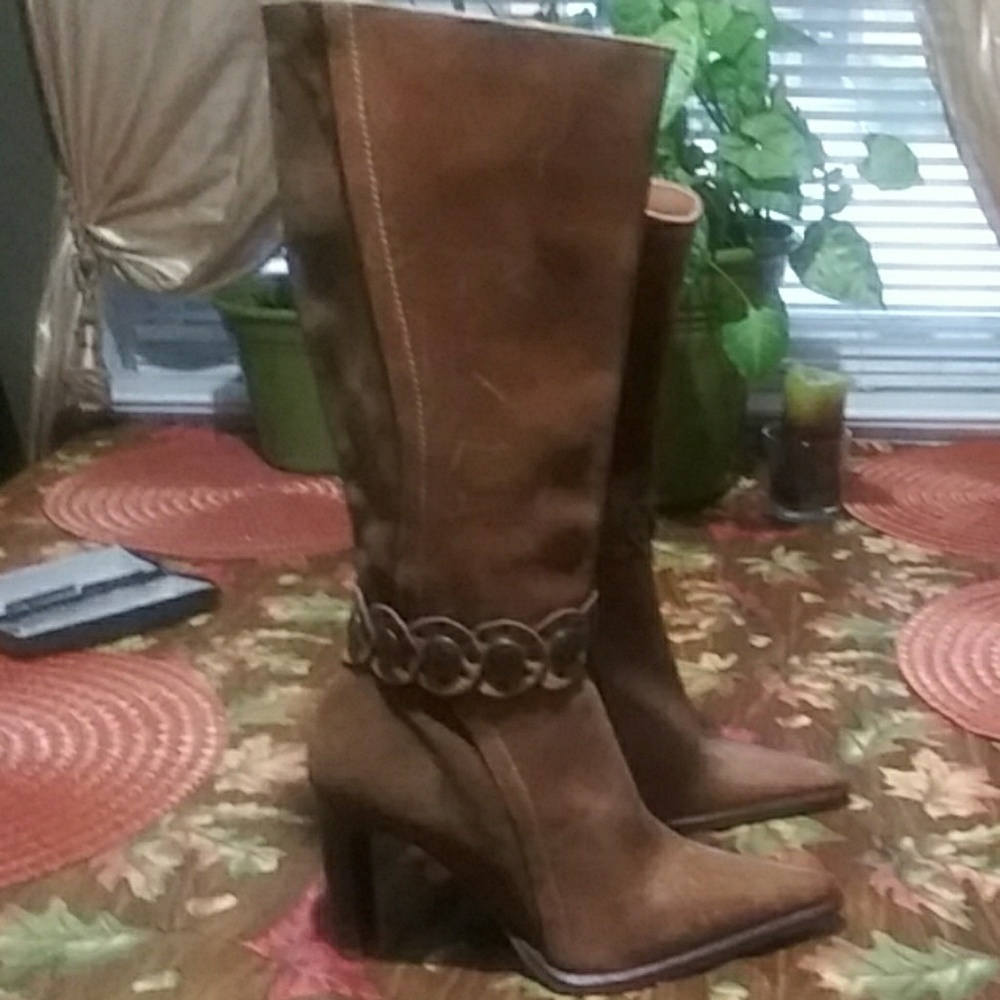 Leather upper Indian boots